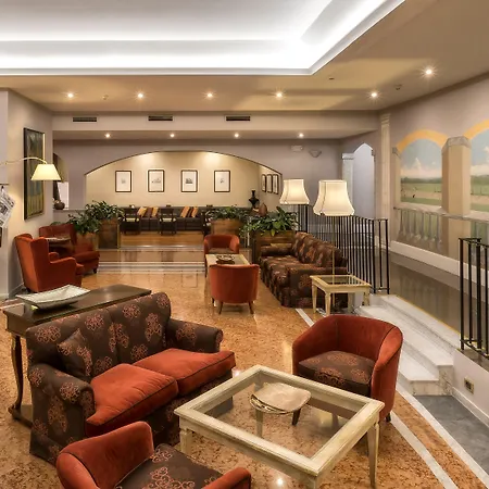 シーナ マリア ルイジア