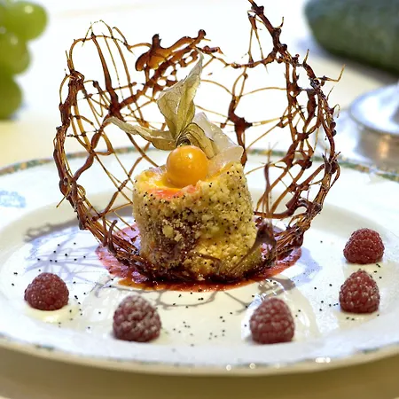 ホテル シーナ マリア ルイジア パルマ