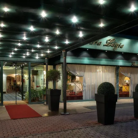 ホテル シーナ マリア ルイジア パルマ