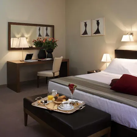 ホテル シーナ マリア ルイジア 4*