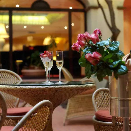 Отель Sina Maria Luigia