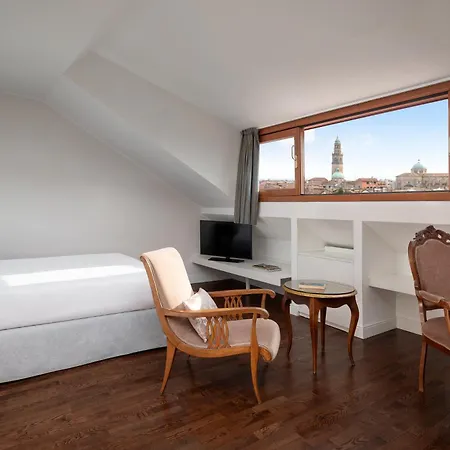 Sina Maria Luigia Hotell 4*