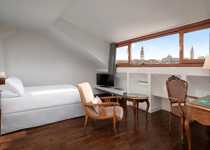 Sina Maria Luigia Hotel 4*